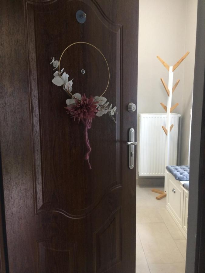 Magnolia Apartman Apartment Sopron Ngoại thất bức ảnh