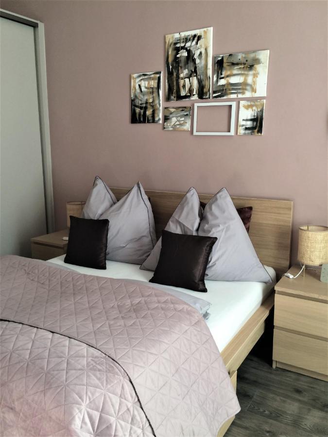 Magnolia Apartman Apartment Sopron Ngoại thất bức ảnh